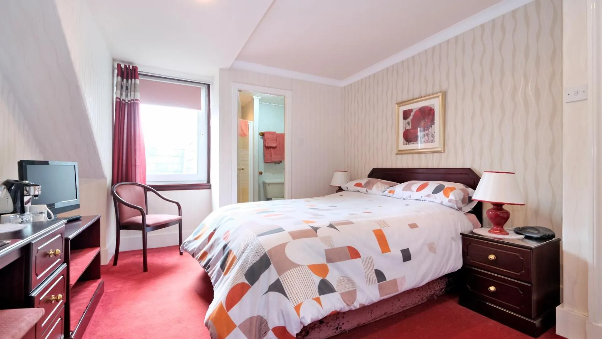 The Jays Guest House Aberdeen