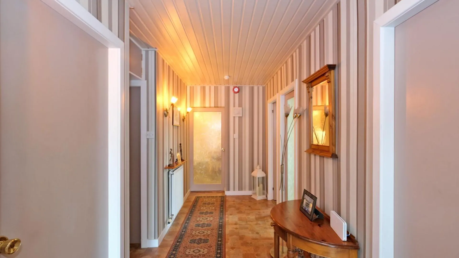 The Jays Guest House Aberdeen