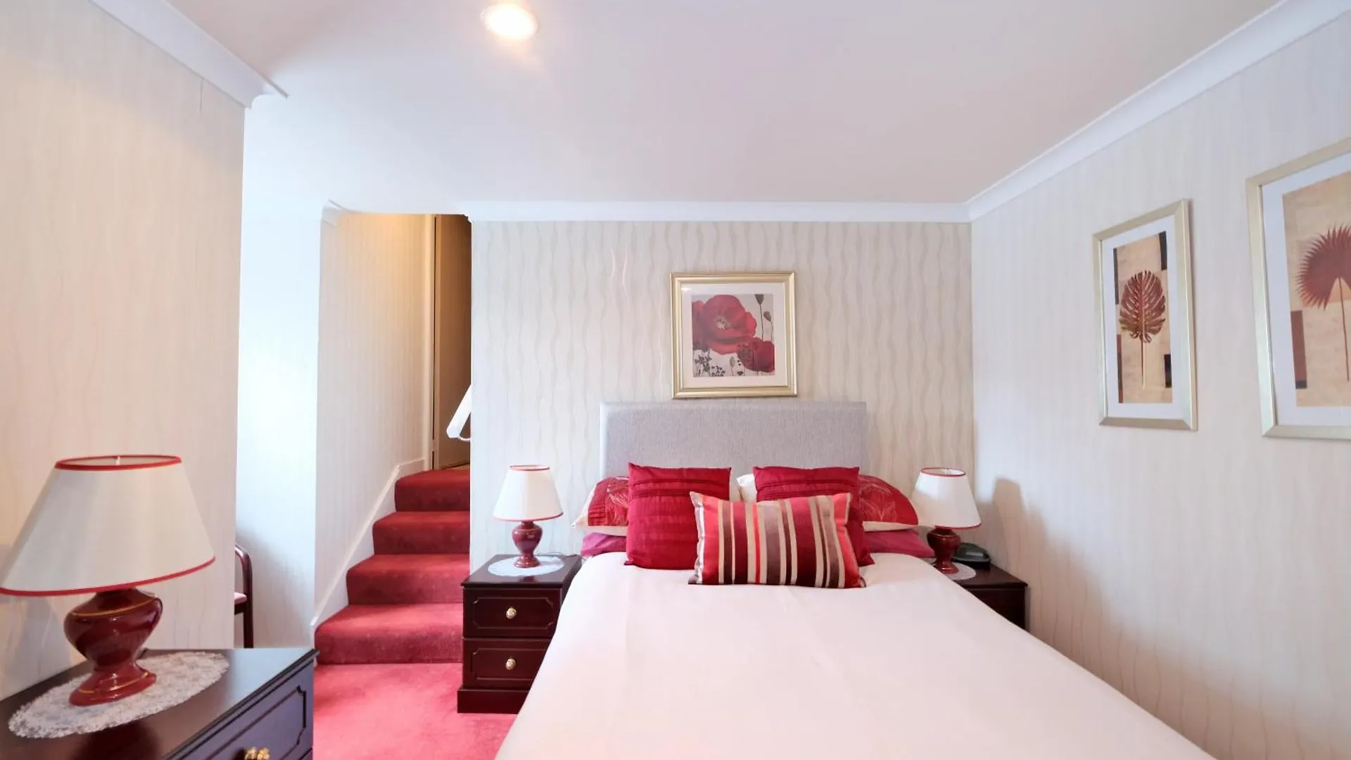 The Jays Guest House Aberdeen