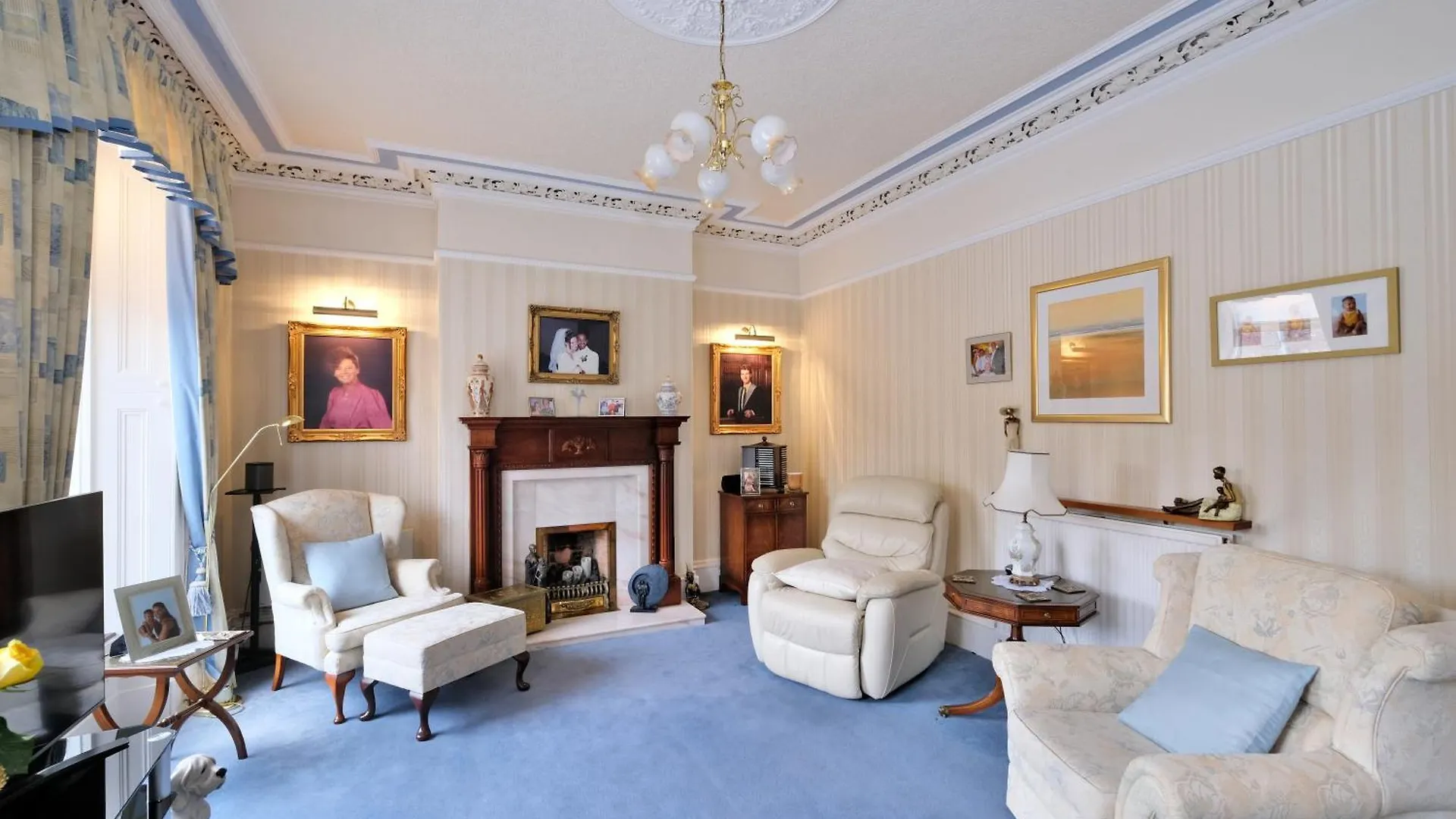 The Jays Guest House Aberdeen 4*,